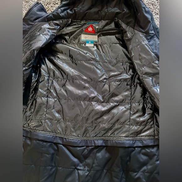 Columbia Hooded Jacket - Picture 7 of 8